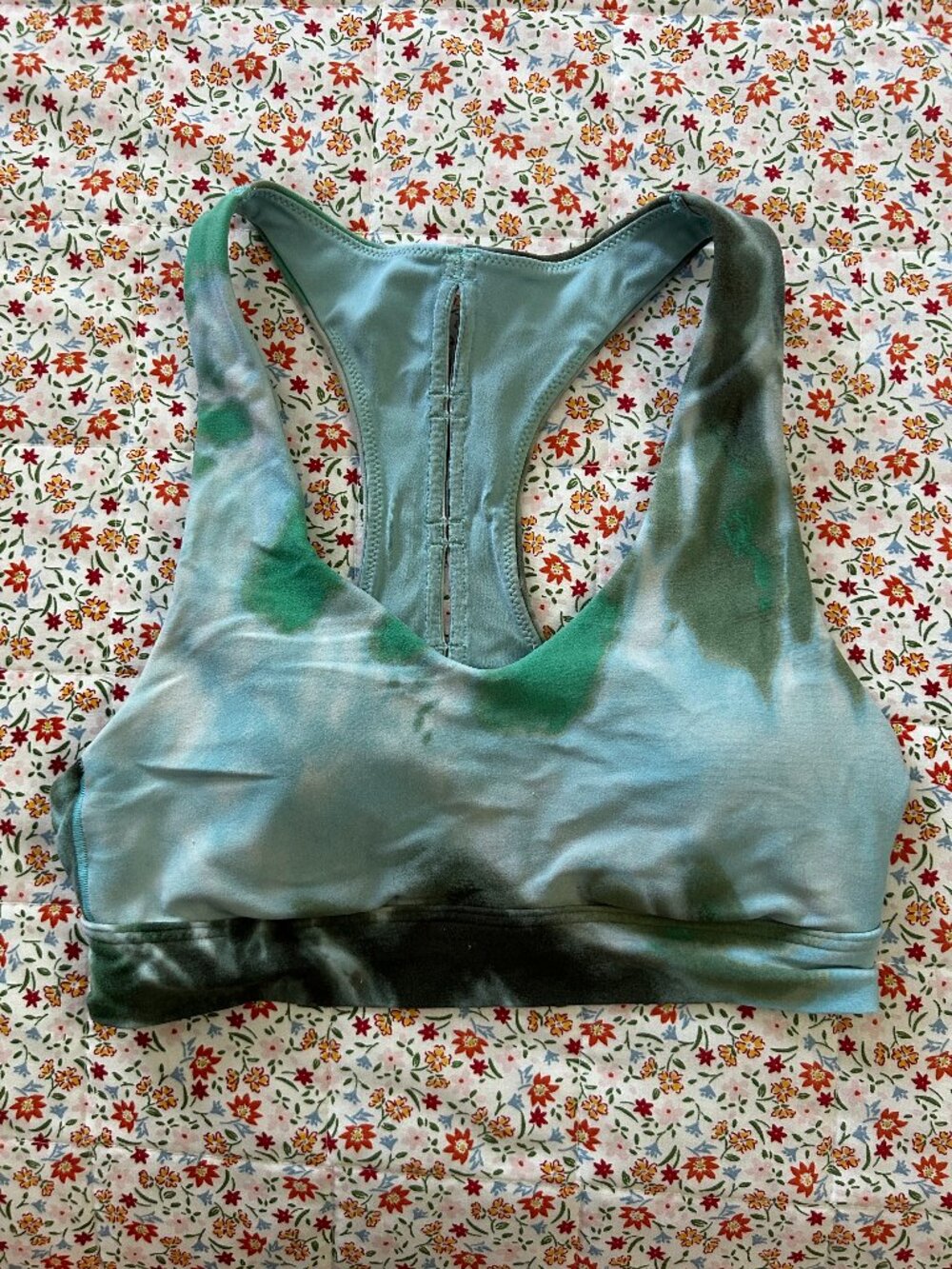 OFFLINE Real Me Tie Dye Keyhole Sports Bra (Size M)